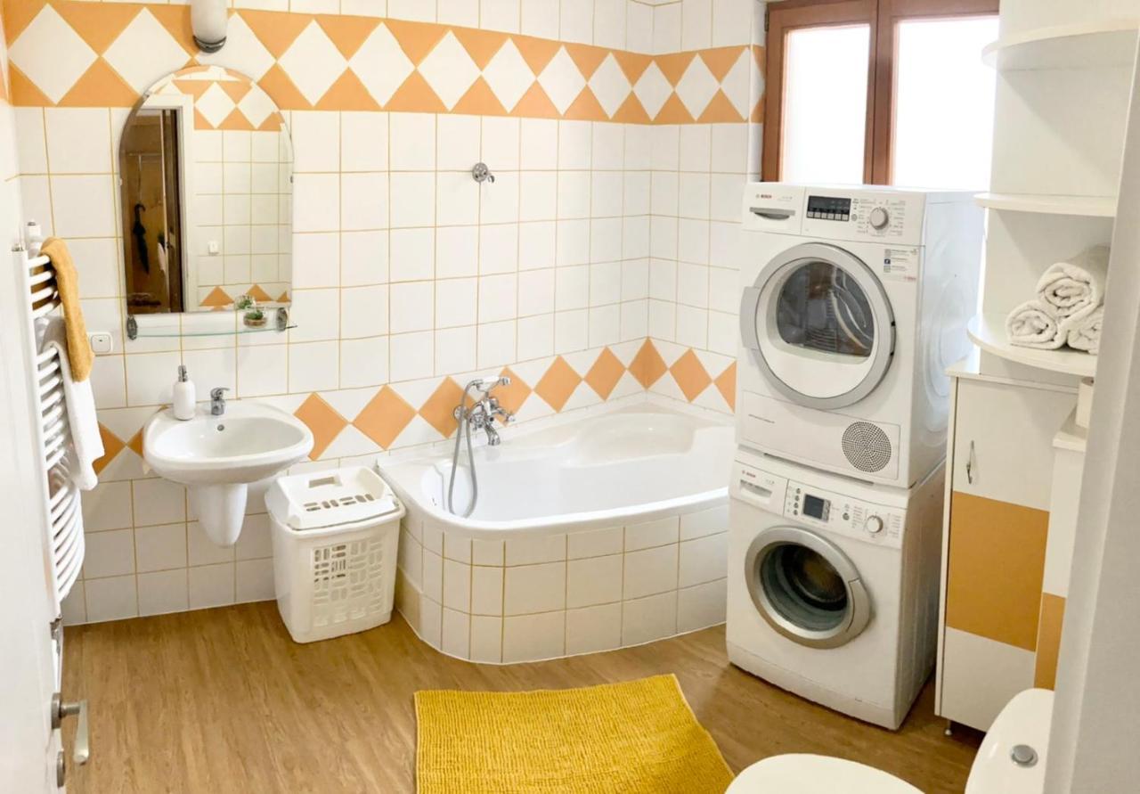 Aqua Erzsi Mama Apartman Hajduszoboszlo Bagian luar foto